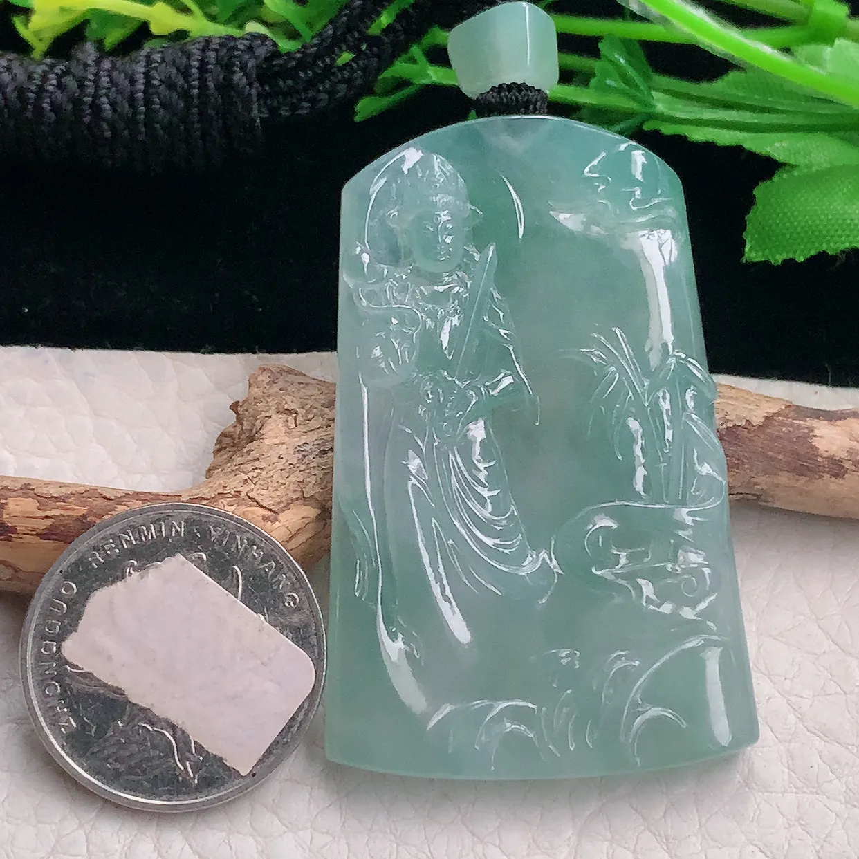 mut自然光55.6*36*5.6天然缅甸翡翠冰晴自在观音 玉观音玉吊坠 玉挂件