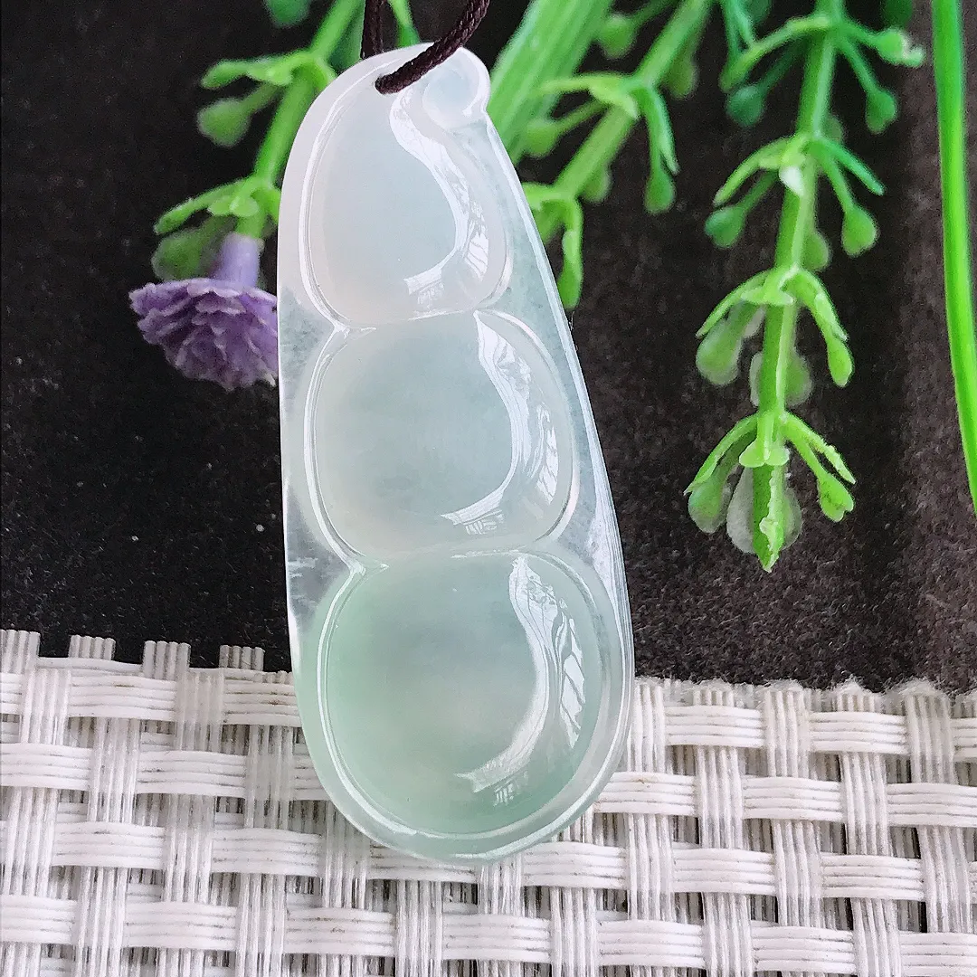 天然A货翡翠43.2/18.5/5.7老坑冰种果冻胶冰晴四季豆吊坠翡翠福豆