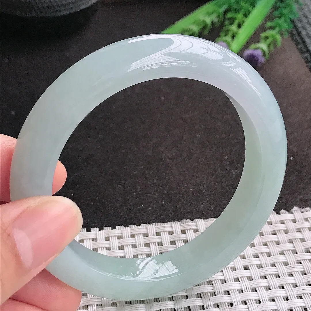 天然A货翡翠57/11.8/9.6老坑冰胶水灵冰晴手镯宽边玉镯