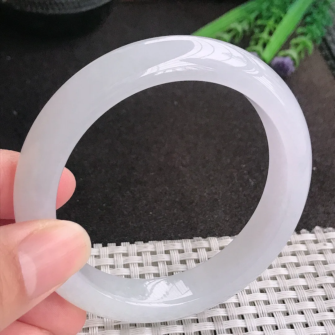 天然A货翡翠57.5/12.7/8.8老坑冰纯起胶月光白冰手镯宽边玉镯