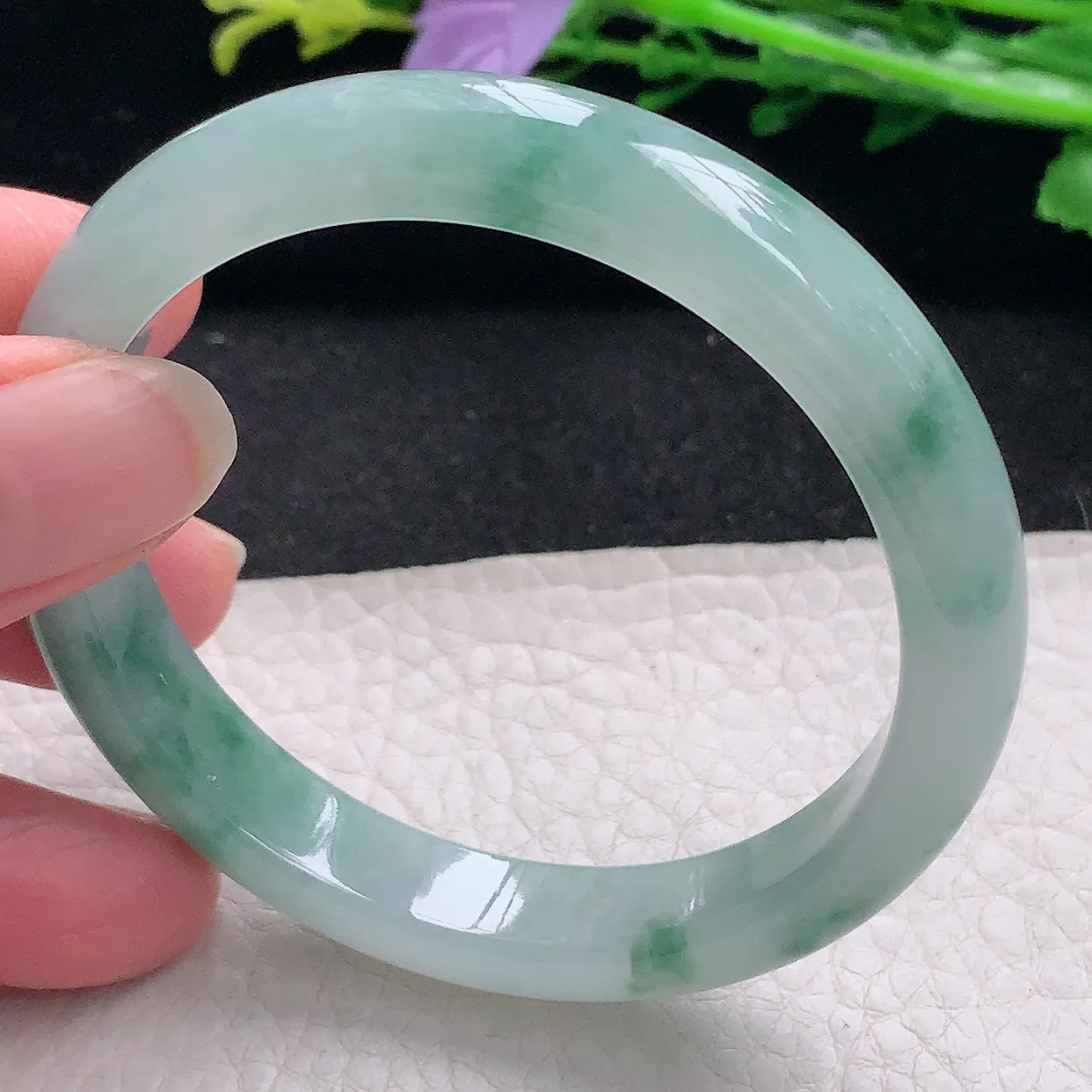 n自然光54*10.3*7.3平安镯 翡翠a货玉手镯冰飘花秀气宽边珠宝玉手环