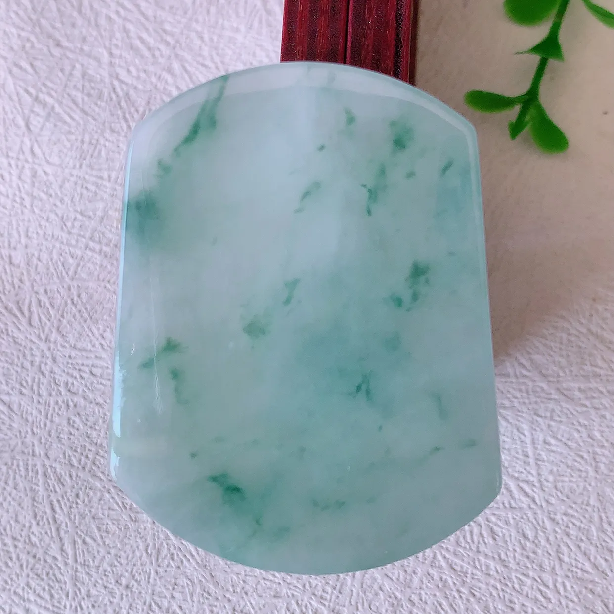 自然光实拍，冰飘花翡翠平安无事牌吊坠，平平安安，无事牌翠色灵动，佩戴平安时尚！#46.7