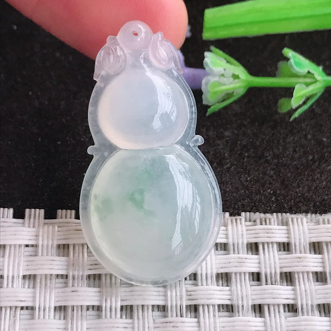 天然A货翡翠33.7/18/5.8老坑冰透起胶冰飘花葫芦吊坠翡翠挂件