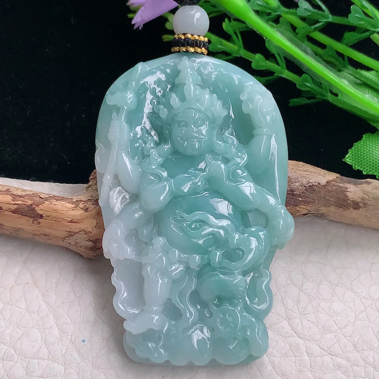 mut自然光61*38.3*9.6天然缅甸翡翠蓝韵不动冥王玉吊坠 玉挂件