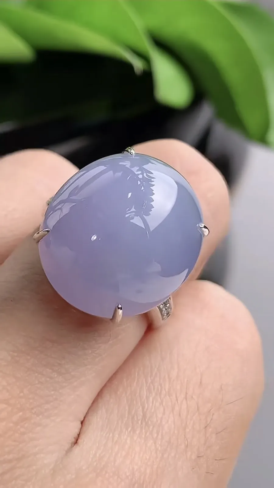 a货翡翠老坑冰种18K金伴钻镶嵌紫罗兰蛋面戒指 圈口17.8裸石尺寸18.4×16.2mm 重量8.77g 1208