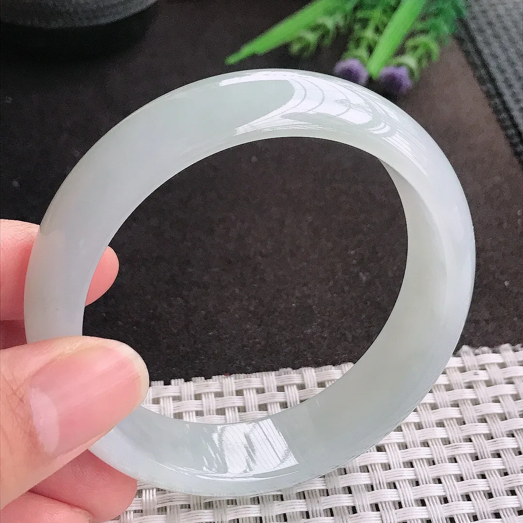 天然A货翡翠59.5/16.5/8老坑冰润起胶月光白轮胎手镯宽边玉镯