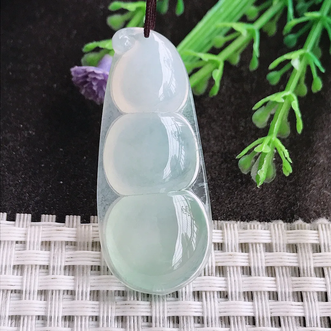 天然A货翡翠43.2/18.5/5.7老坑冰种果冻胶冰晴四季豆吊坠翡翠福豆