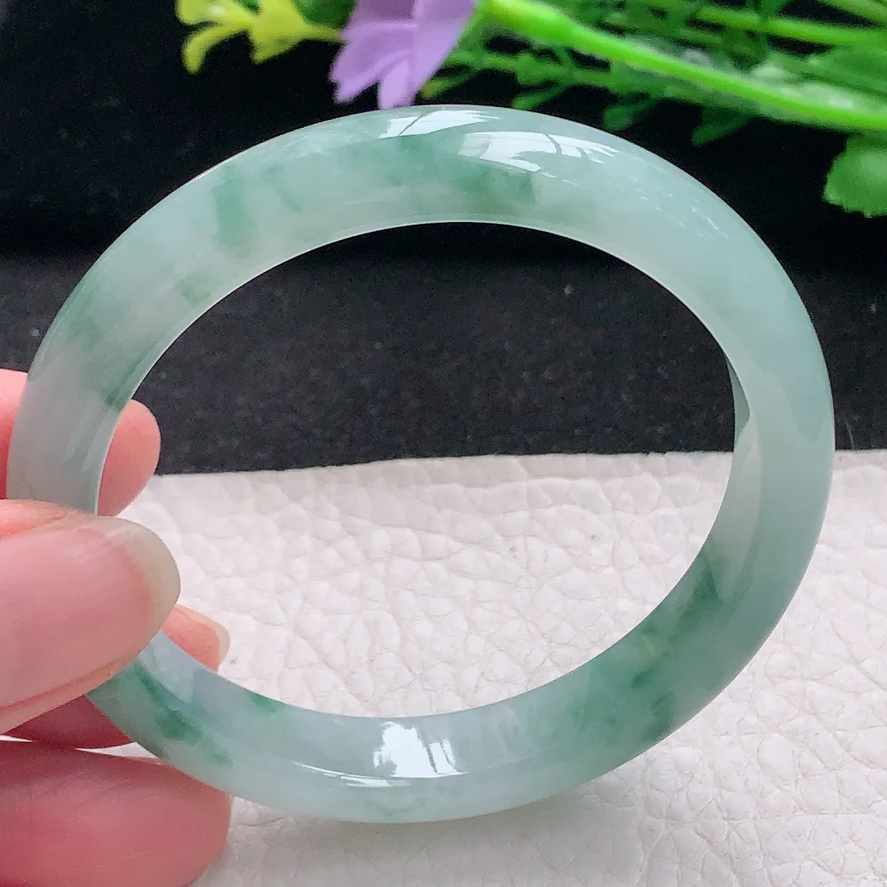 n自然光54*10.3*7.3平安镯 翡翠a货玉手镯冰飘花秀气宽边珠宝玉手环