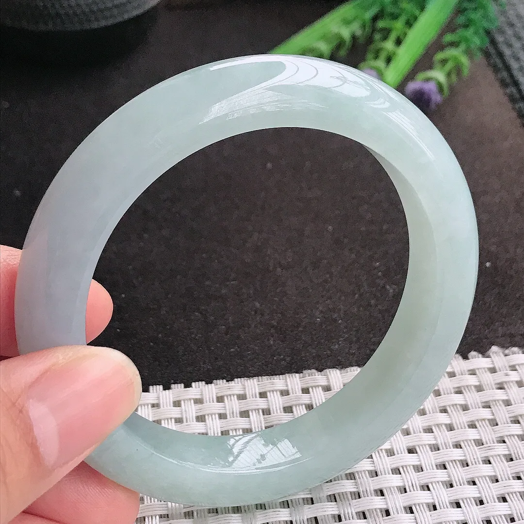 天然A货翡翠57/11.8/9.6老坑冰胶水灵冰晴手镯宽边玉镯