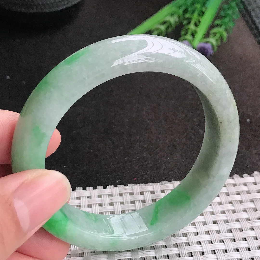 天然A货翡翠56.5/13.5/9老坑温润飘阳绿手镯宽边玉镯