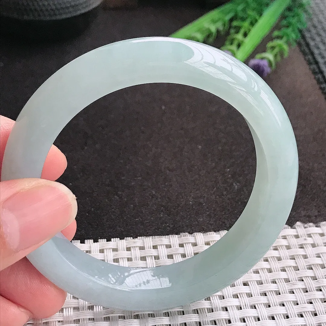 天然A货翡翠57/11.8/9.6老坑冰胶水灵冰晴手镯宽边玉镯