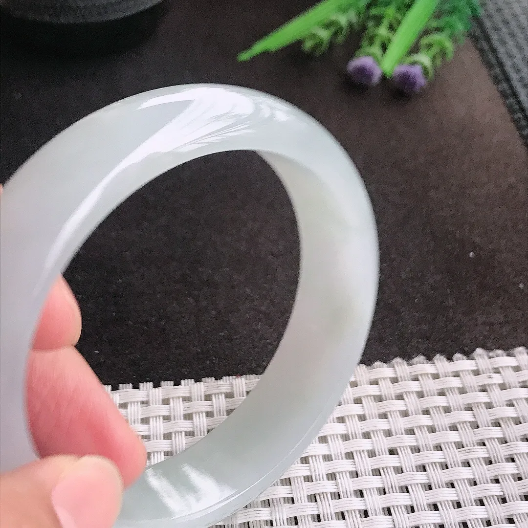 天然A货翡翠59.5/16.5/8老坑冰润起胶月光白轮胎手镯宽边玉镯