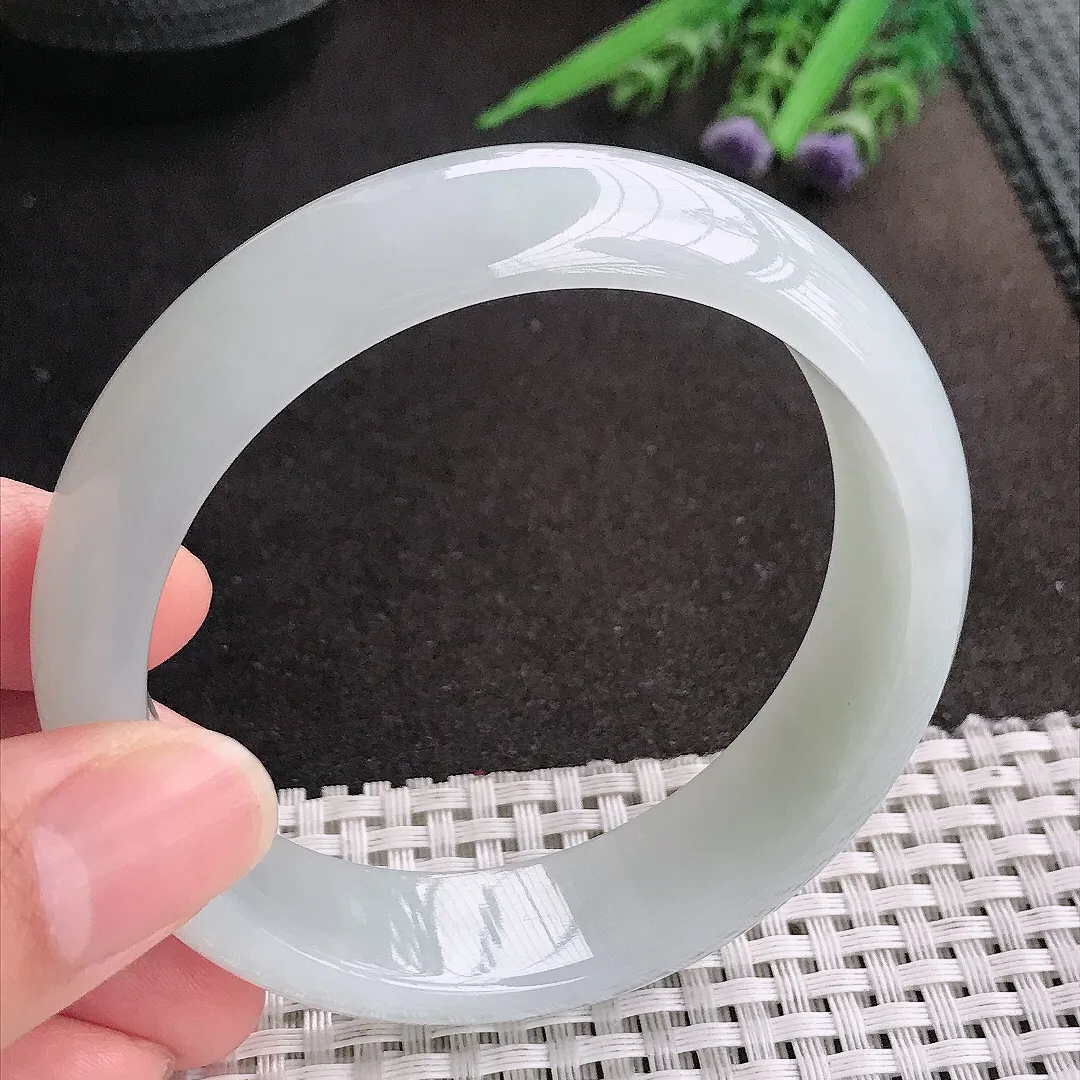 天然A货翡翠59.5/16.5/8老坑冰润起胶月光白轮胎手镯宽边玉镯