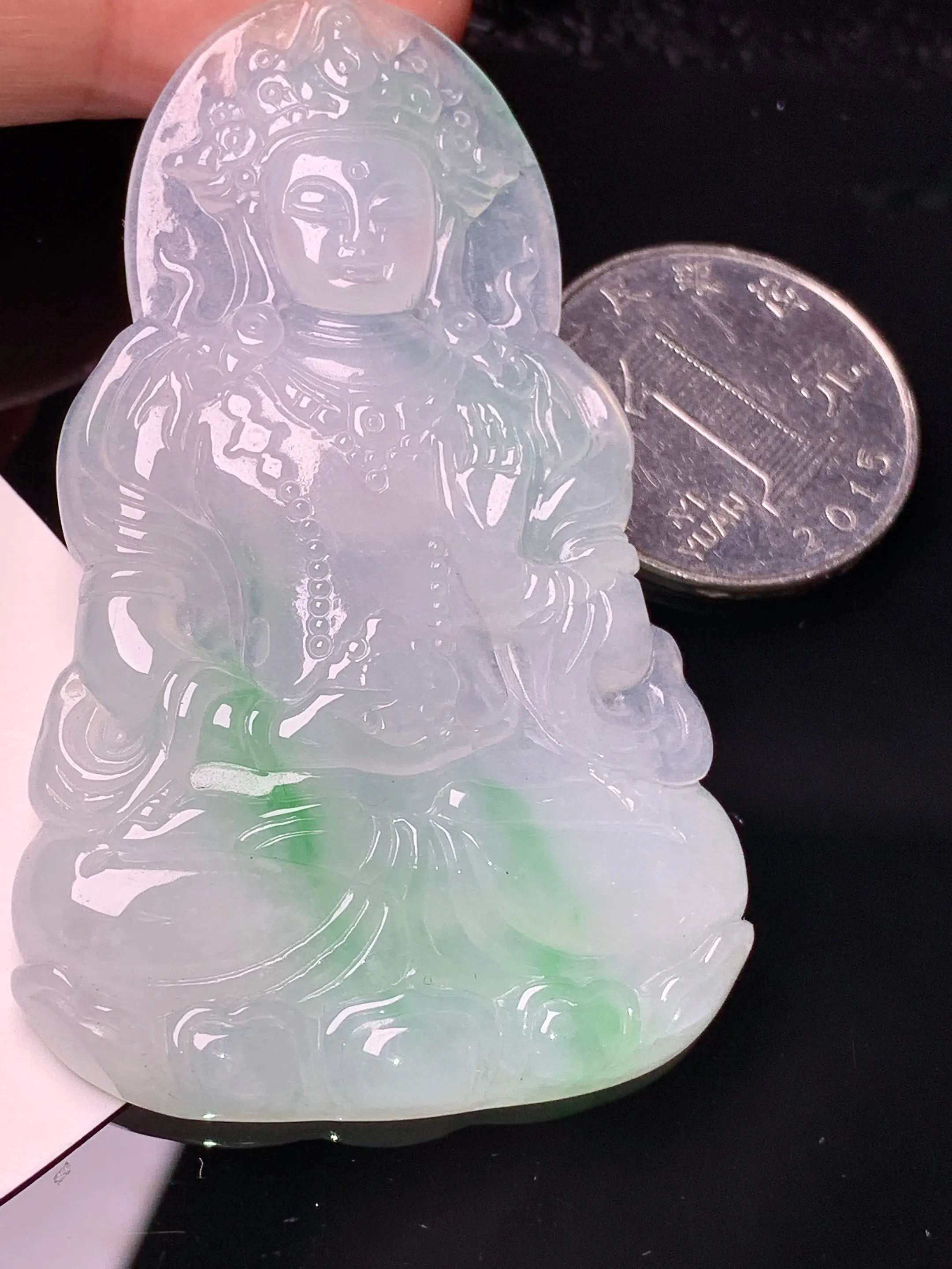 飘绿度母观音菩萨吊坠 玉质细腻 水润亮眼 色泽艳丽 整体尺寸63*39.5*5.3