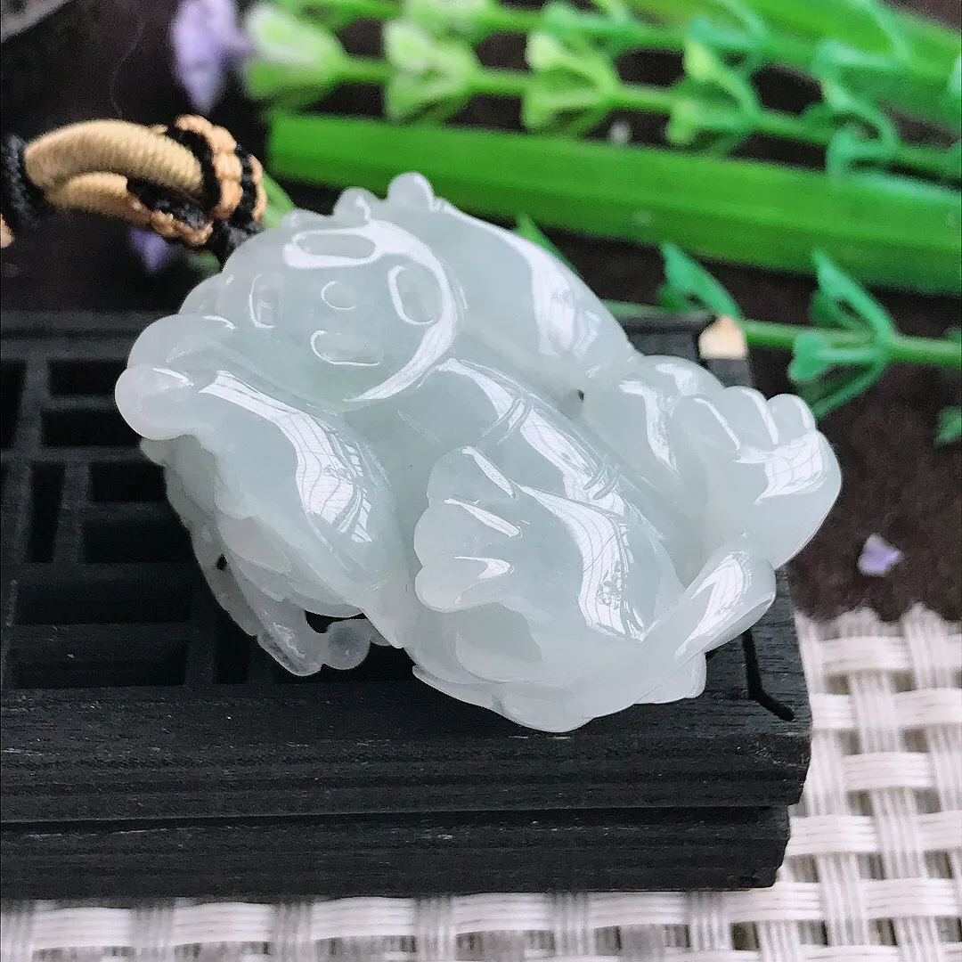 天然A货翡翠38/24/20.5老坑秀气冰润招财貔貅吊坠翡翠挂件