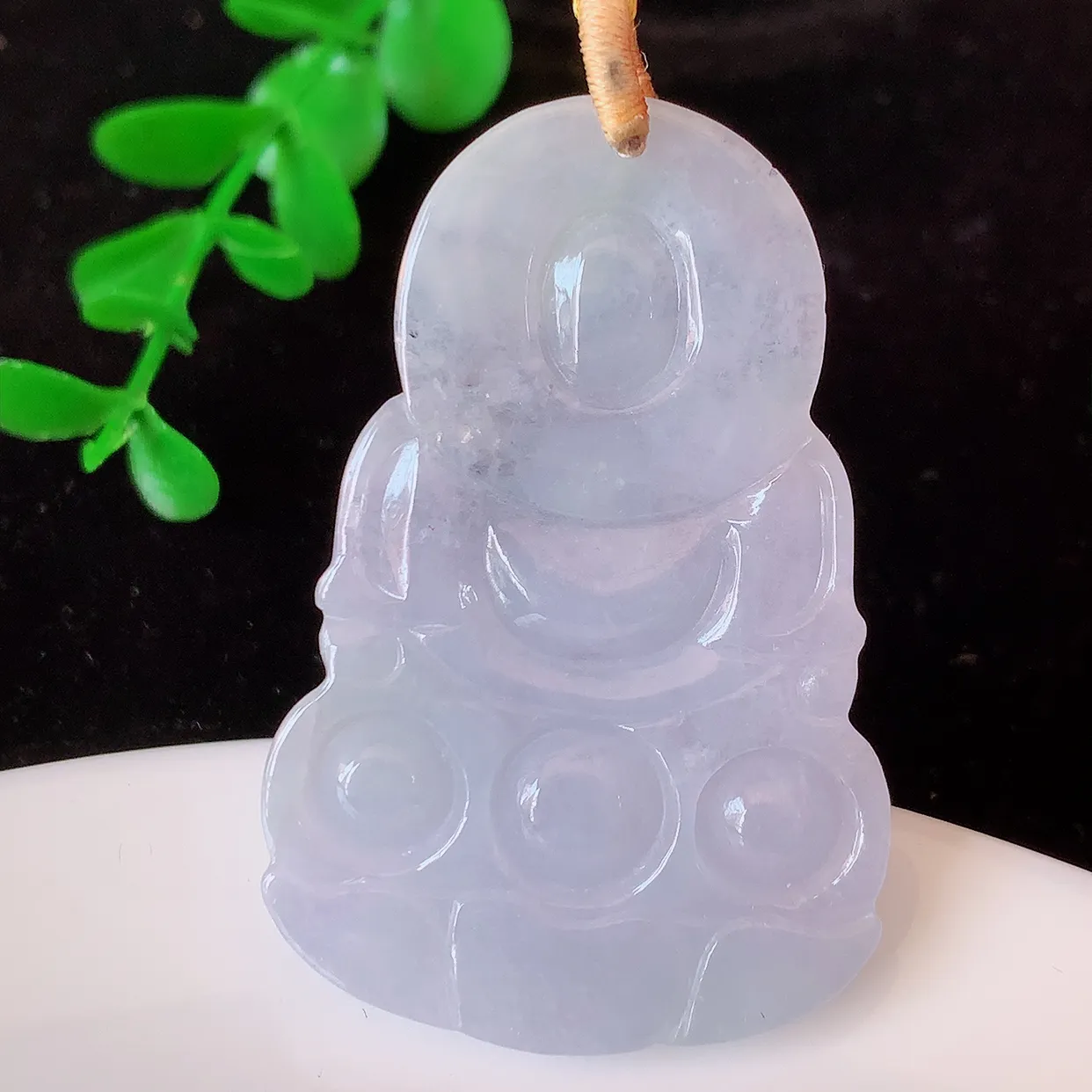 自然光实拍，冰润紫罗兰翡翠观音菩萨吊坠，赐福观音，玉润通透，慈祥端庄！#35.7