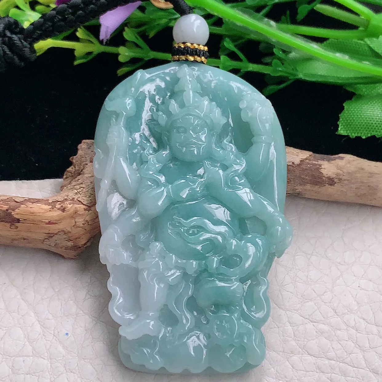 mut自然光61*38.3*9.6天然缅甸翡翠蓝韵不动冥王玉吊坠 玉挂件