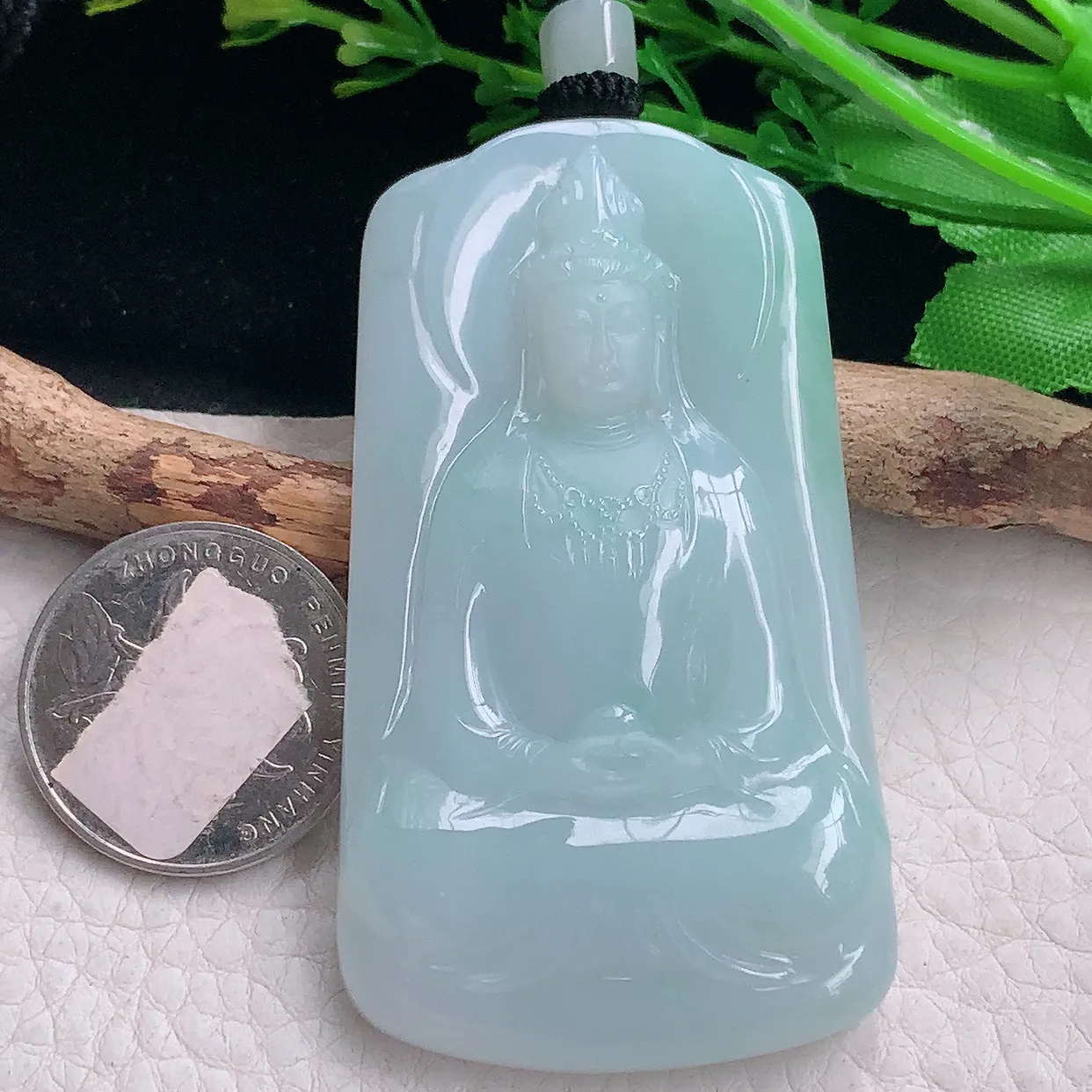 mut自然光66.5*38*9天然缅甸翡翠天空蓝韵正庄观音玉吊坠 玉挂件