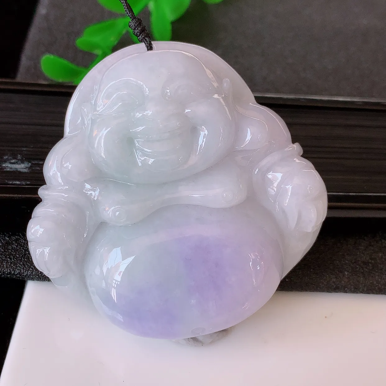 自然光实拍，大件厚装紫罗兰翡翠佛公吊坠，笑口常开，佛公在心中，一生平安幸福，佛公翠色迷人，佩戴佳品！#41.7