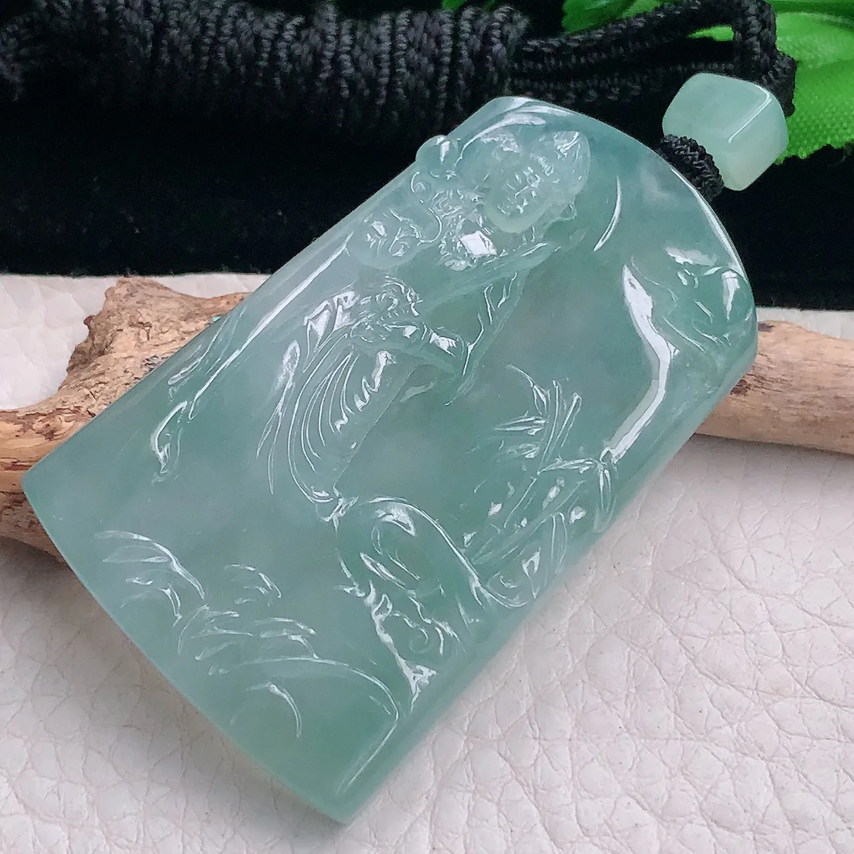 mut自然光55.6*36*5.6天然缅甸翡翠冰晴自在观音 玉观音玉吊坠 玉挂件