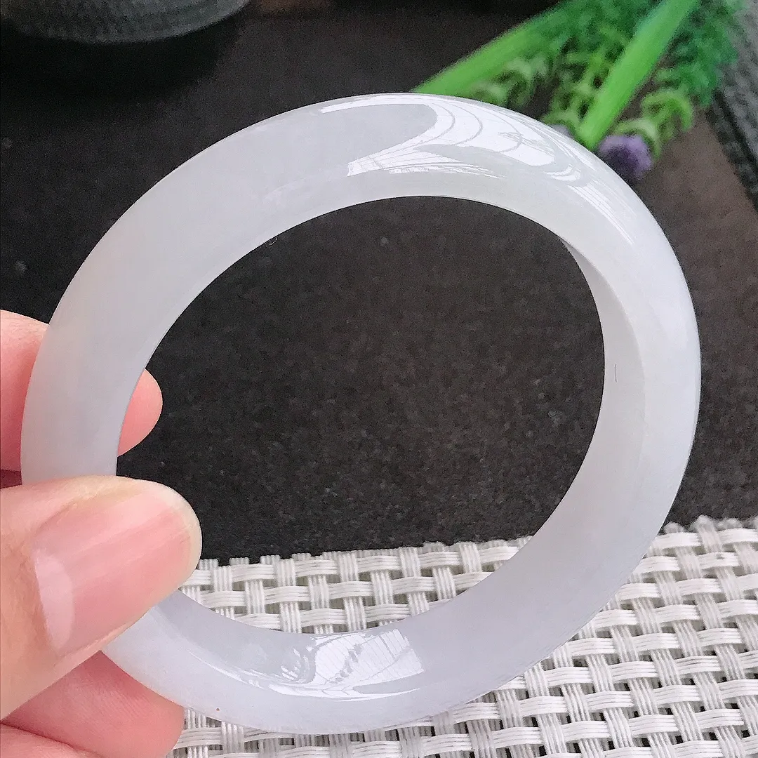 天然A货翡翠57.5/12.7/8.8老坑冰纯起胶月光白冰手镯宽边玉镯