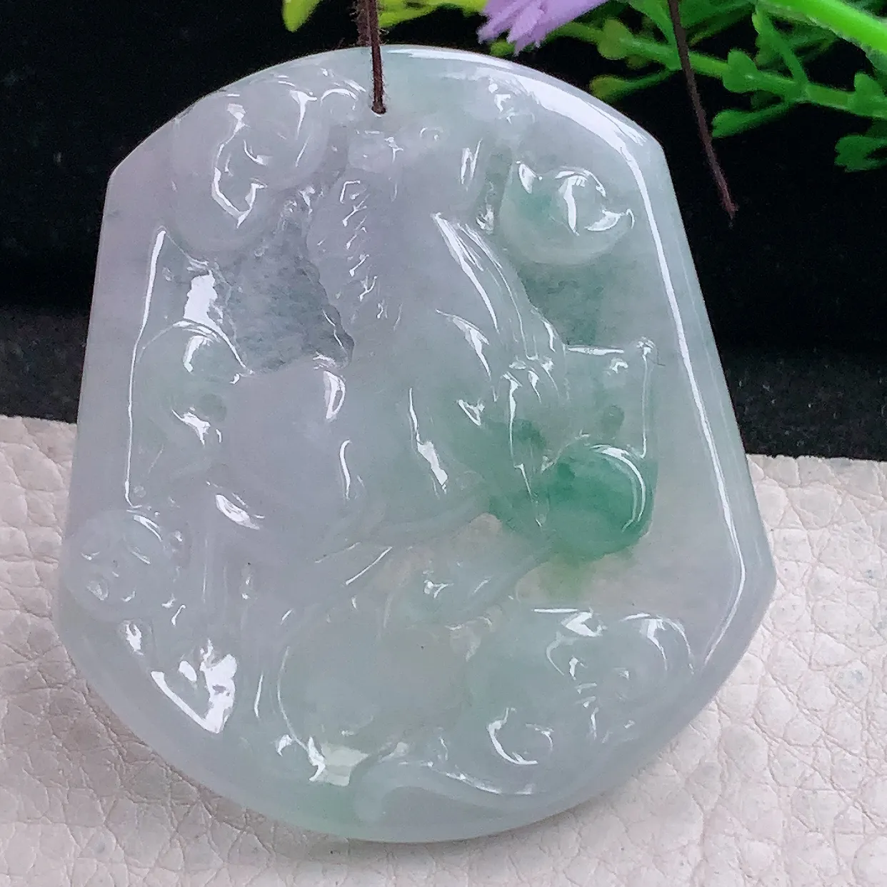 zen自然光56*51*5.3缅甸翡翠a货飘花马到功成 生肖马玉吊坠 玉挂件