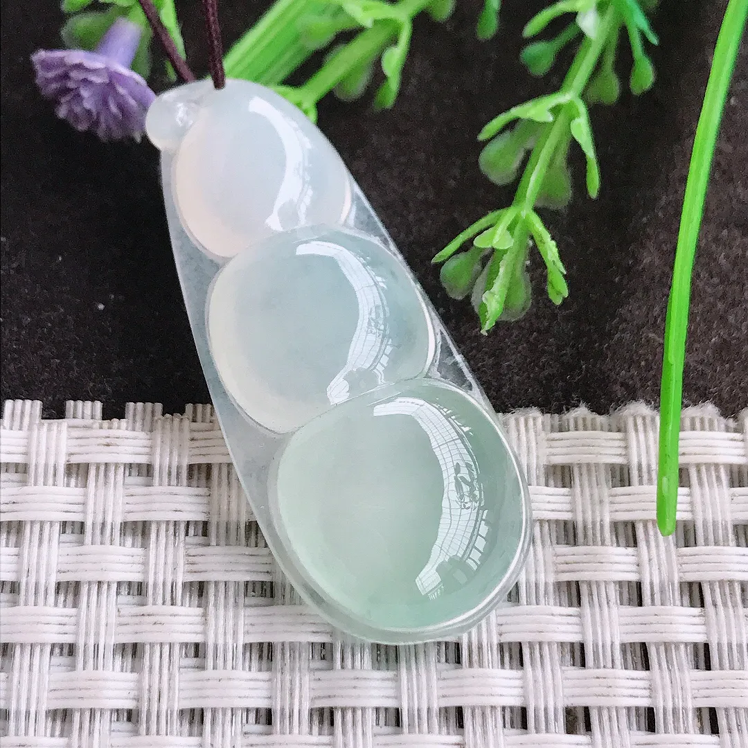 天然A货翡翠43.2/18.5/5.7老坑冰种果冻胶冰晴四季豆吊坠翡翠福豆