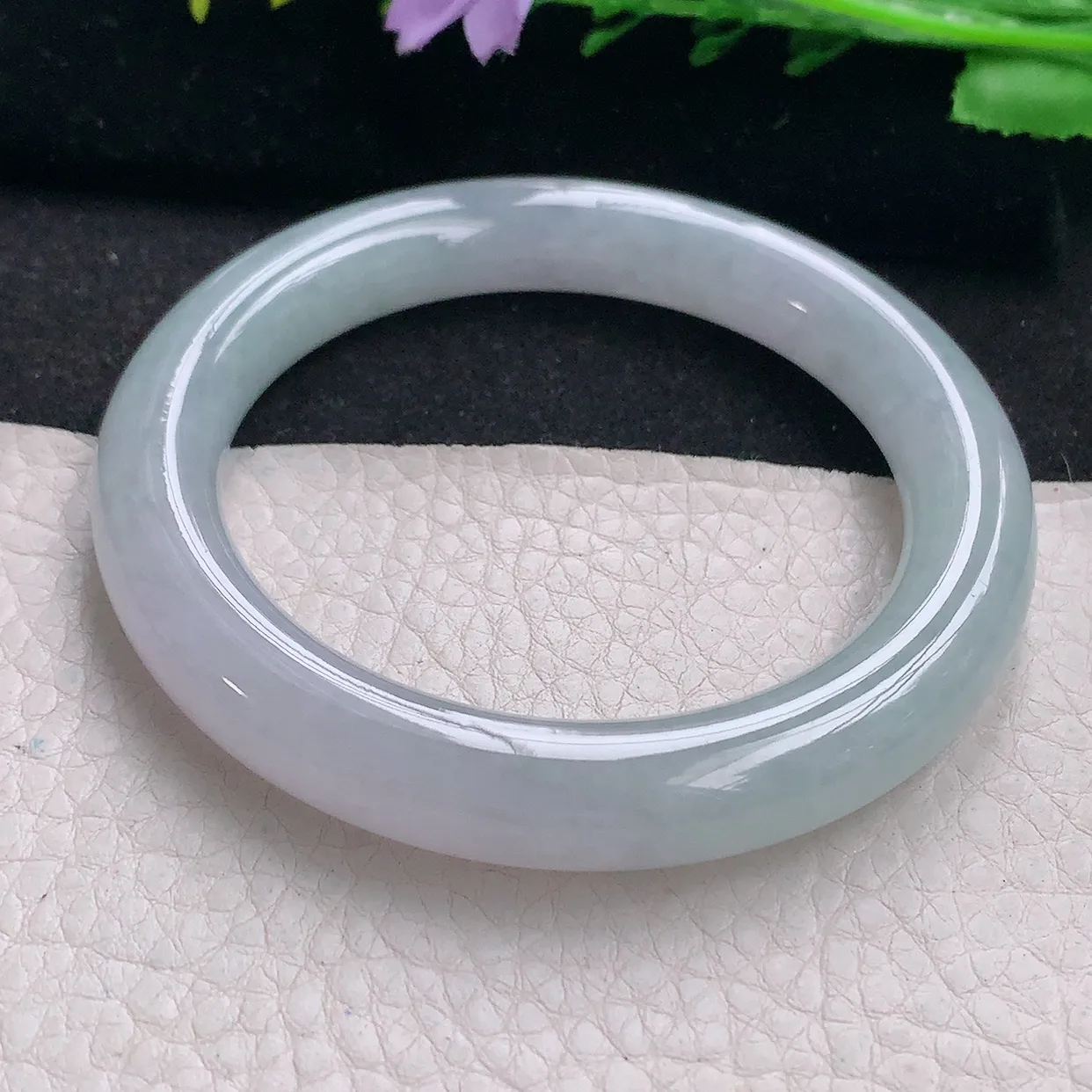 cc自然光56.6*10.5美人镯 翡翠a货玉手镯冰胶纯清爽圆条珠宝玉手环