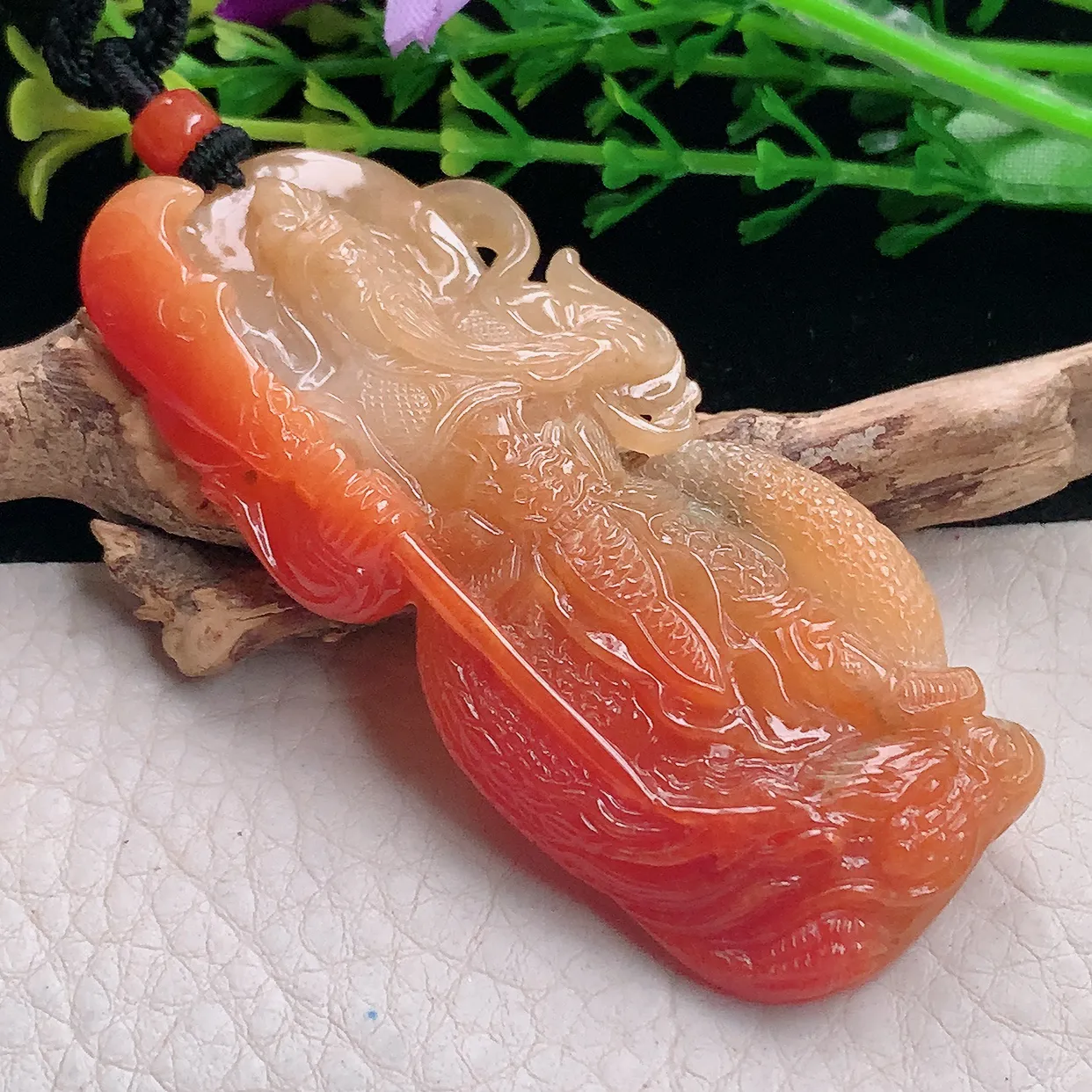 mut自然光68.5*30.5*10天然缅甸翡翠红翡持刀关公 玉关公玉吊坠 玉挂件