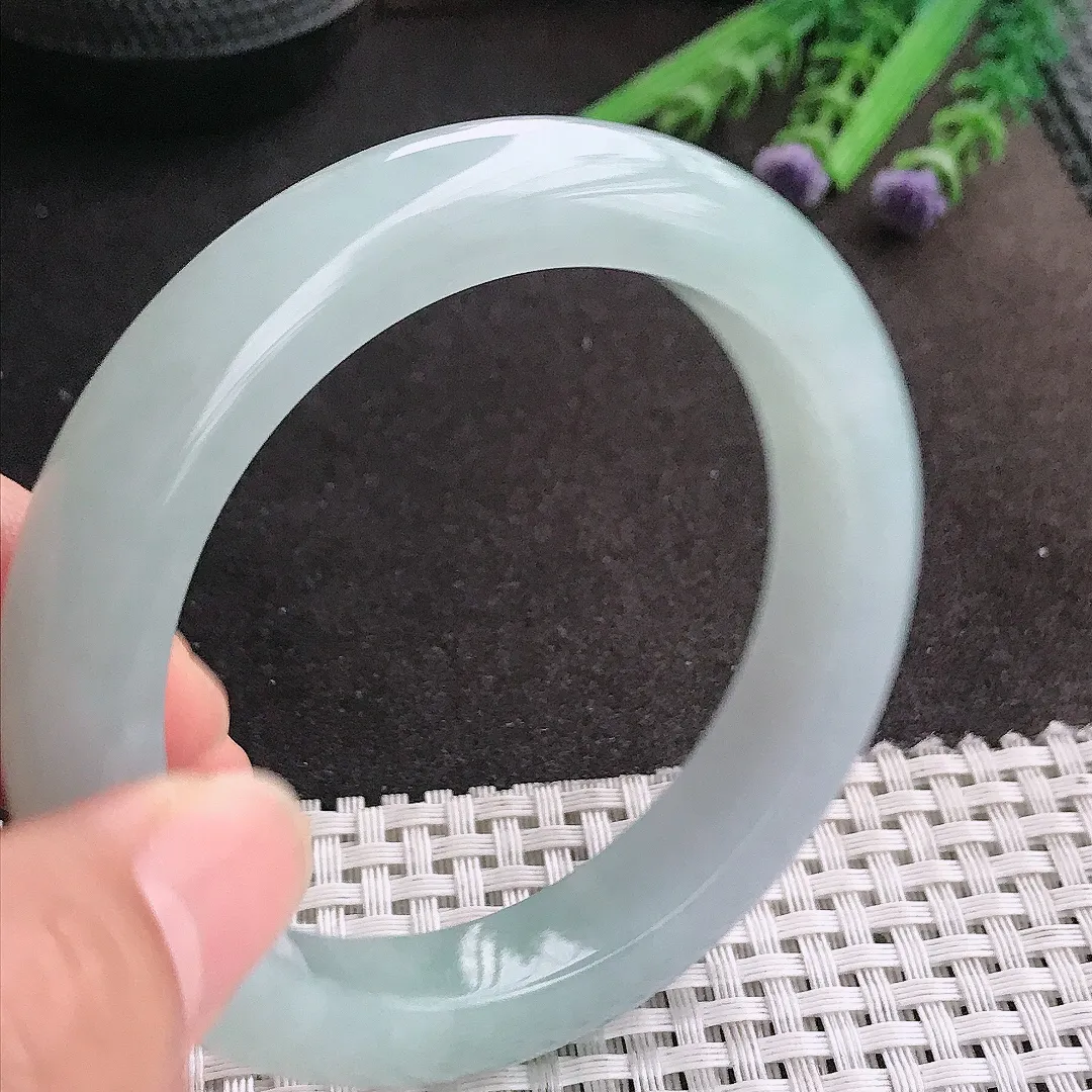 天然A货翡翠57/11.8/9.6老坑冰胶水灵冰晴手镯宽边玉镯