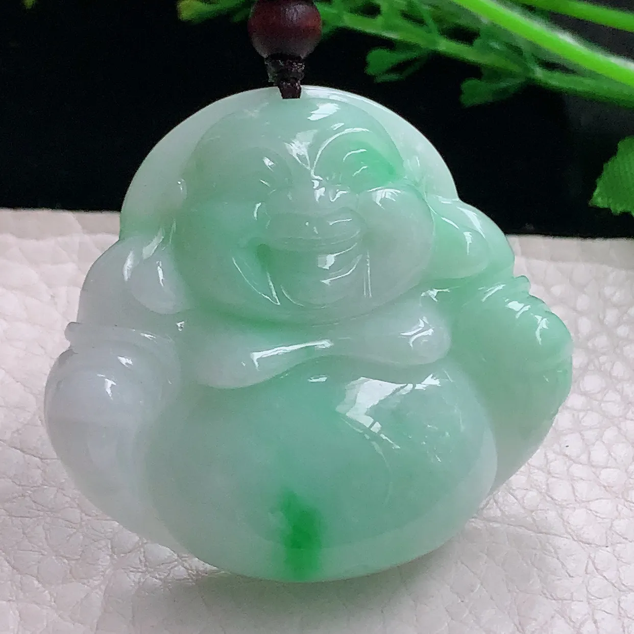 zen自然光42*45.6*12.5缅甸翡翠a货饱满飘绿大佛公 弥勒佛玉吊坠 玉挂件