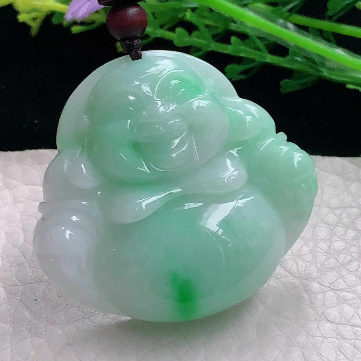 zen自然光42*45.6*12.5缅甸翡翠a货饱满飘绿大佛公 弥勒佛玉吊坠 玉挂件