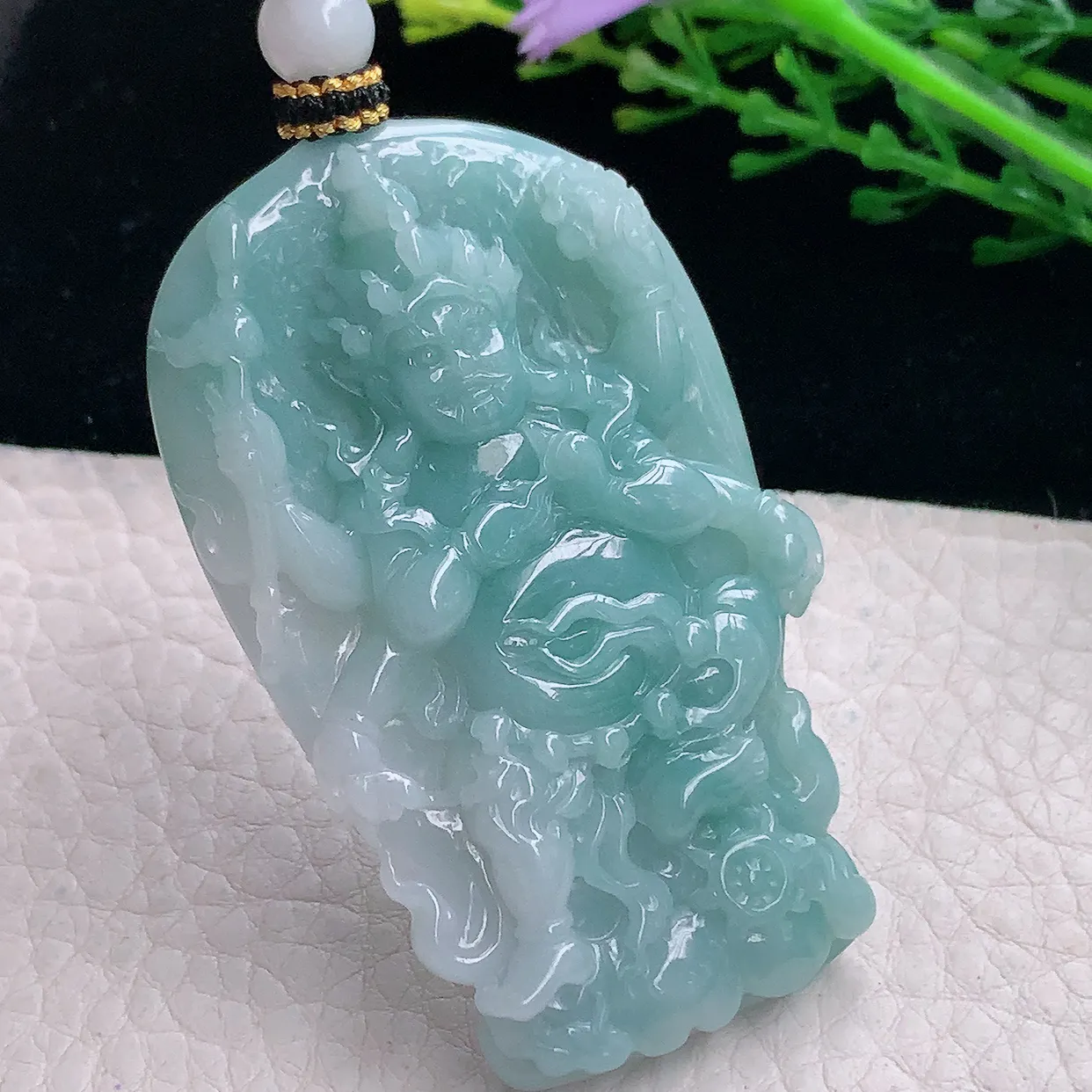 mut自然光61*38.3*9.6天然缅甸翡翠蓝韵不动冥王玉吊坠 玉挂件