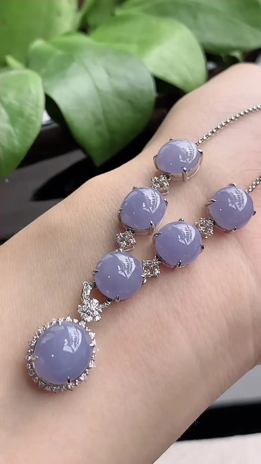 a货翡翠老坑冰种18K金伴钻镶嵌紫罗兰蛋面项链 尺寸10×9×9mm 重量8.85g 1209