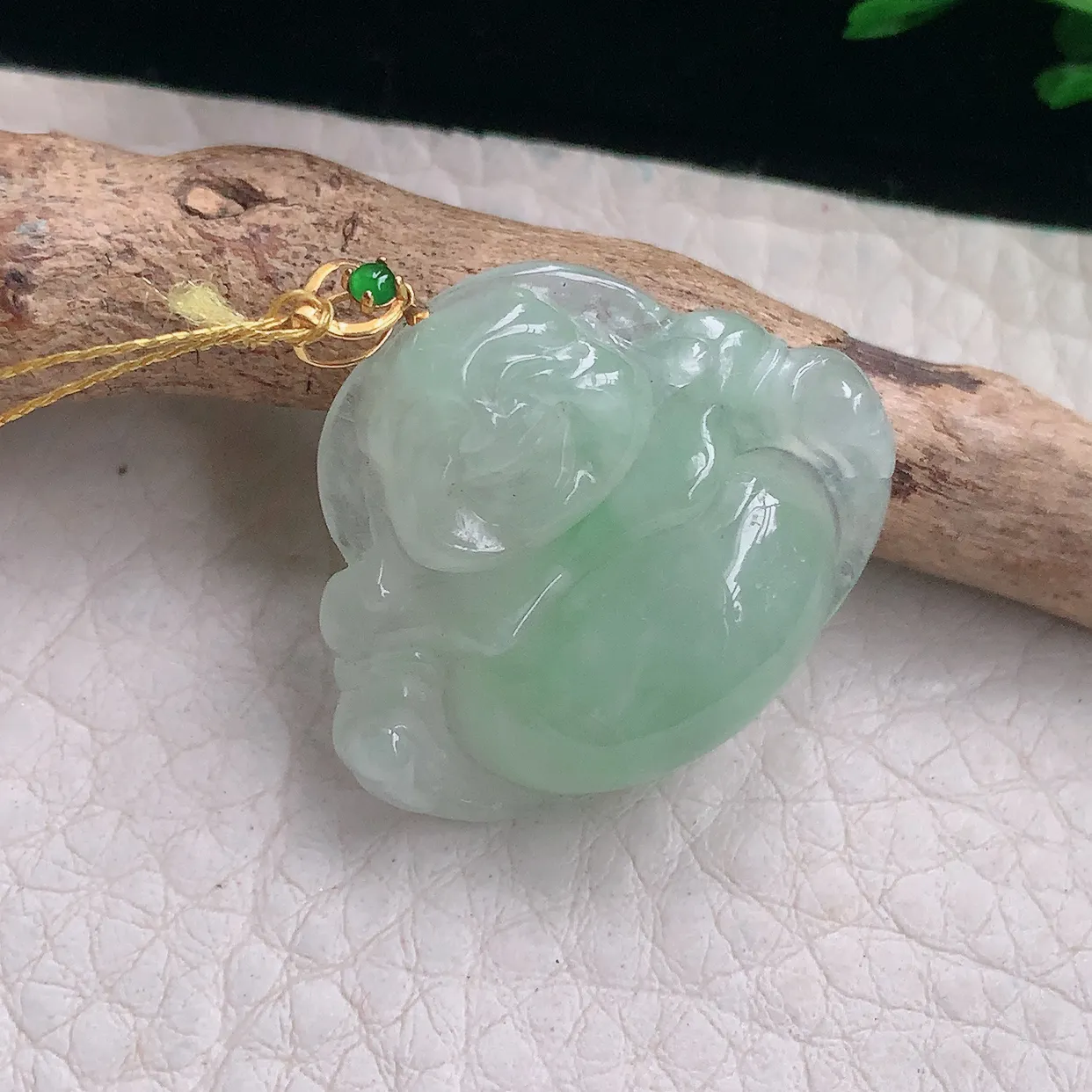 ws自然光26.3*29.5*6天然缅甸翡翠冰甜绿佛公 开心佛玉吊坠 玉挂件