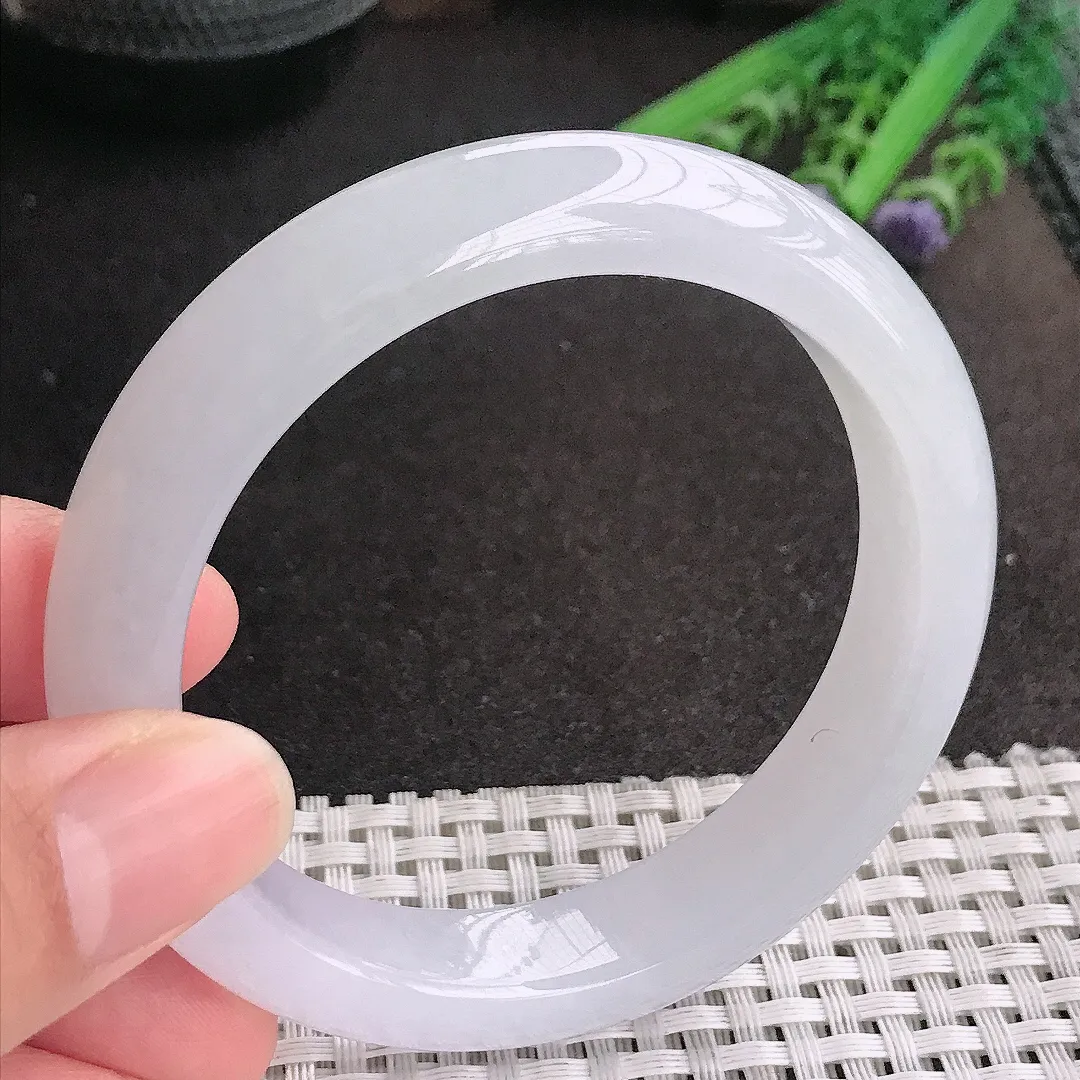 天然A货翡翠57.5/12.7/8.8老坑冰纯起胶月光白冰手镯宽边玉镯