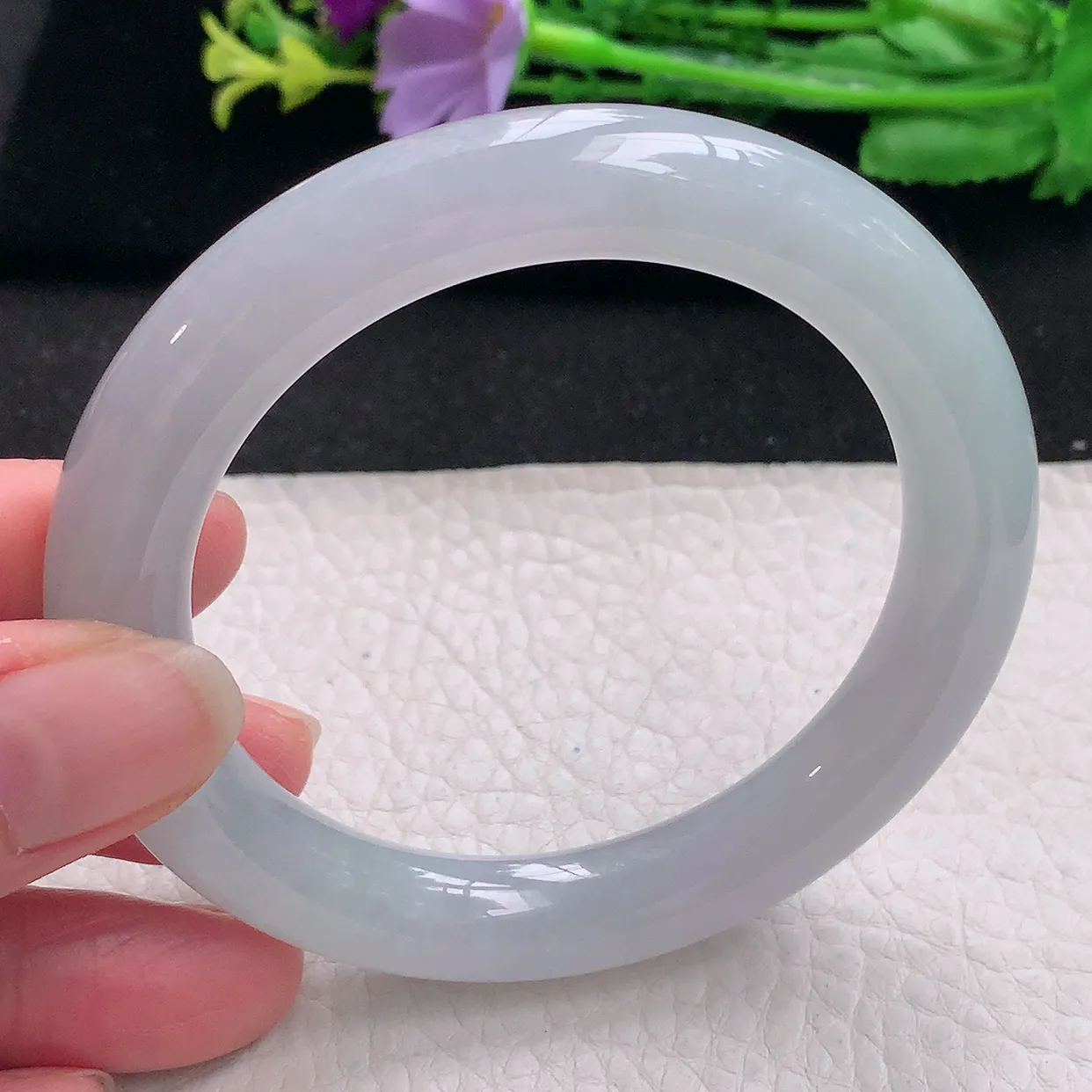 cc自然光56.6*10.5美人镯 翡翠a货玉手镯冰胶纯清爽圆条珠宝玉手环