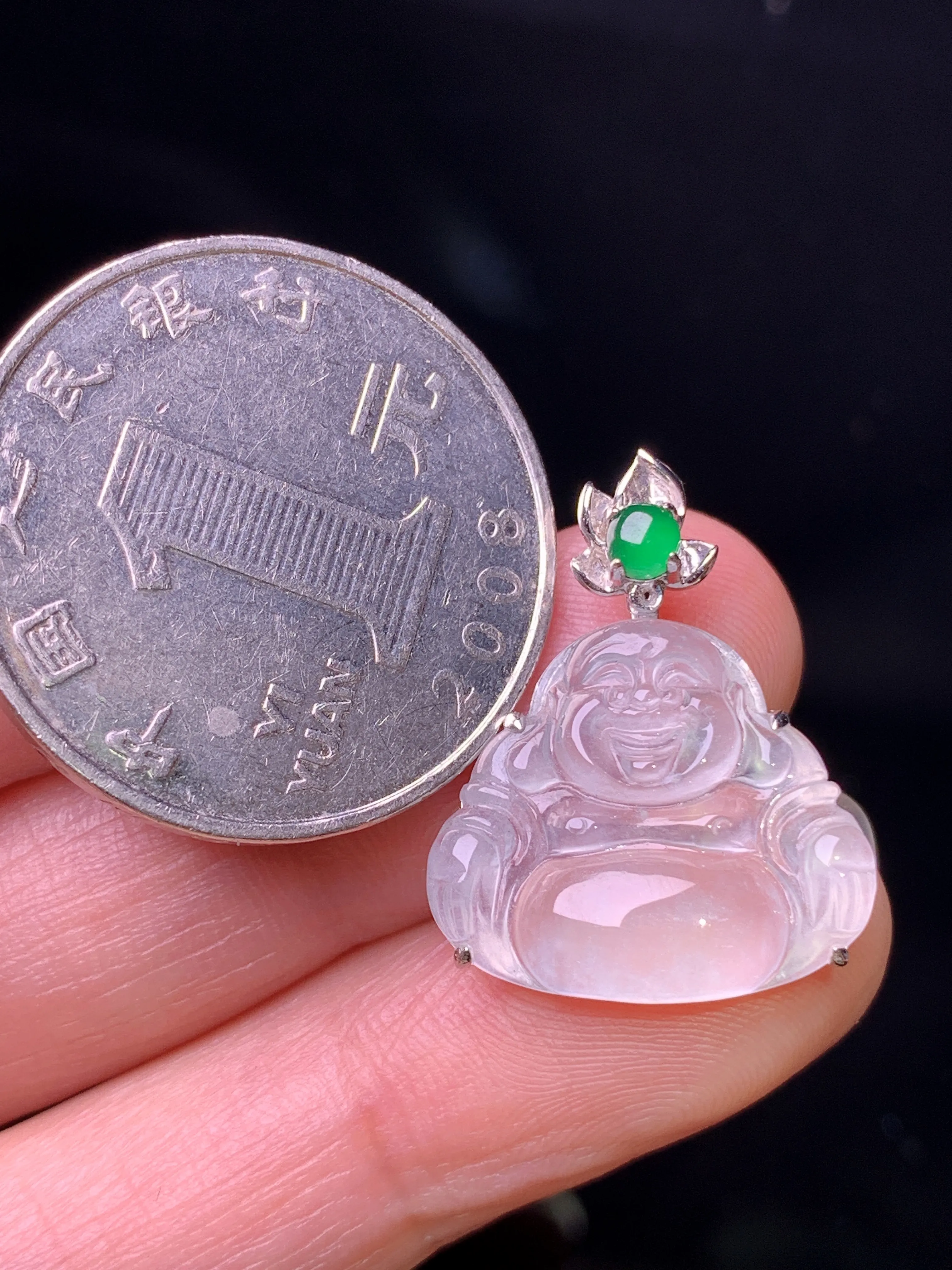 18k金镶嵌冰种佛公吊坠 玉质细腻 水润亮眼 色泽艳丽 整体尺寸22.3*17.7*4.6