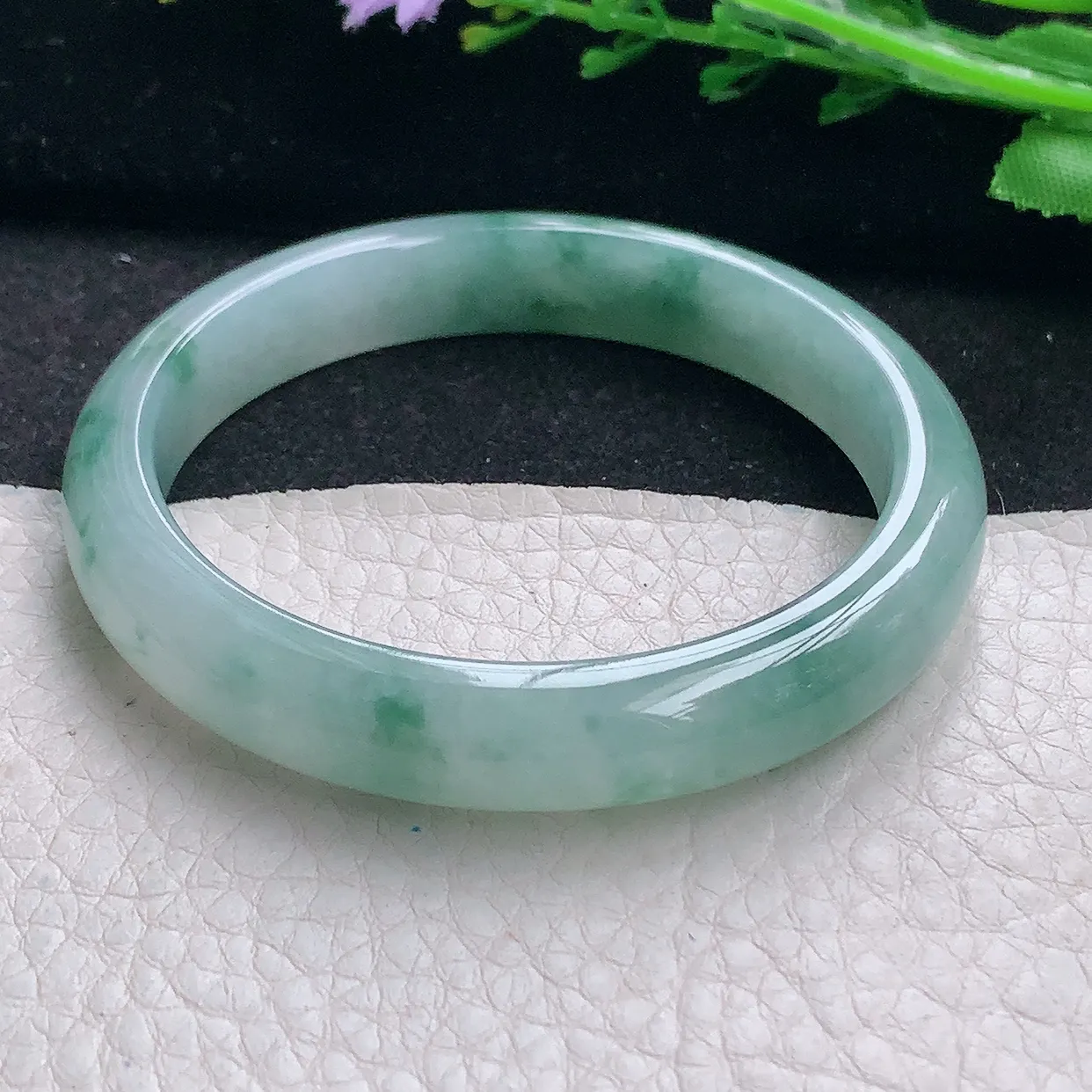 n自然光54*10.3*7.3平安镯 翡翠a货玉手镯冰飘花秀气宽边珠宝玉手环