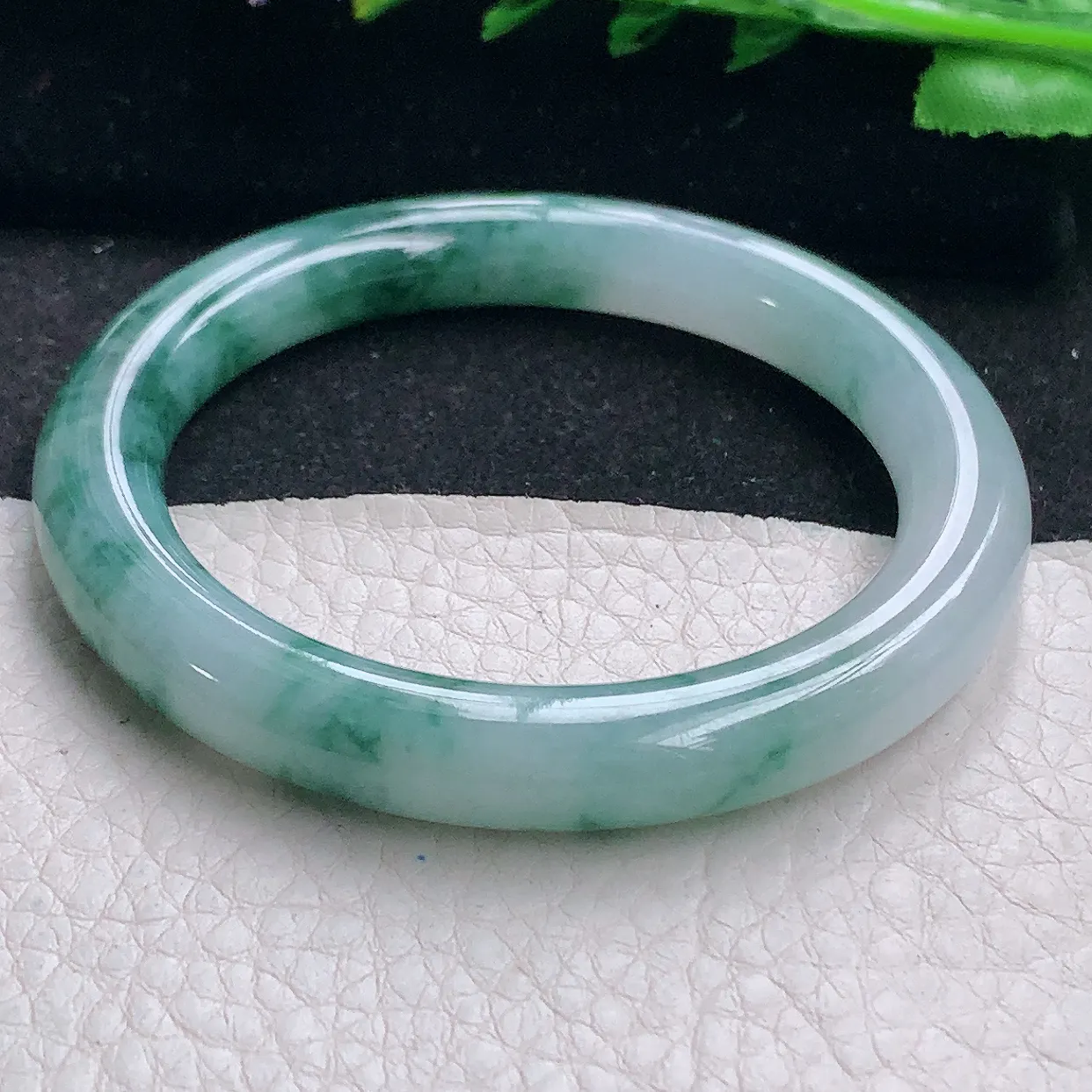 cc自然光53*9*9.2美人镯 翡翠a货玉手镯冰飘花圆条珠宝玉手环