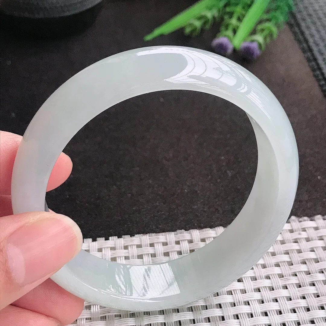 天然A货翡翠59.5/16.5/8老坑冰润起胶月光白轮胎手镯宽边玉镯