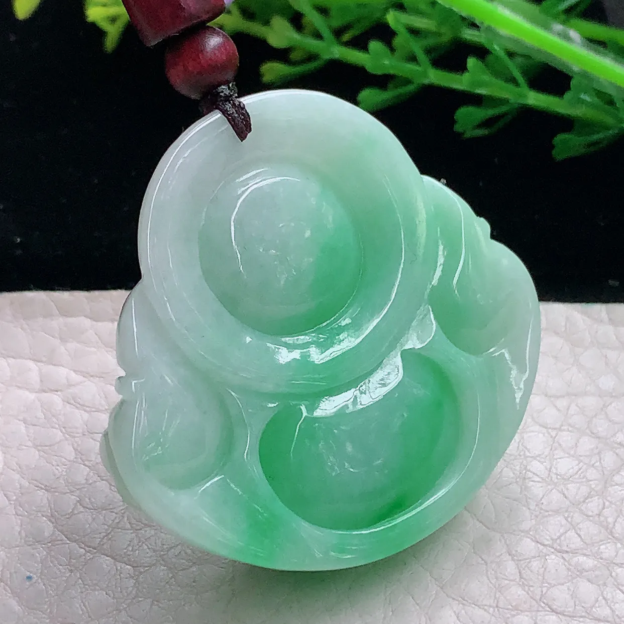 zen自然光41.3*44.8*12.8缅甸翡翠a货饱满飘绿佛公 弥勒佛玉吊坠 毛衣坠