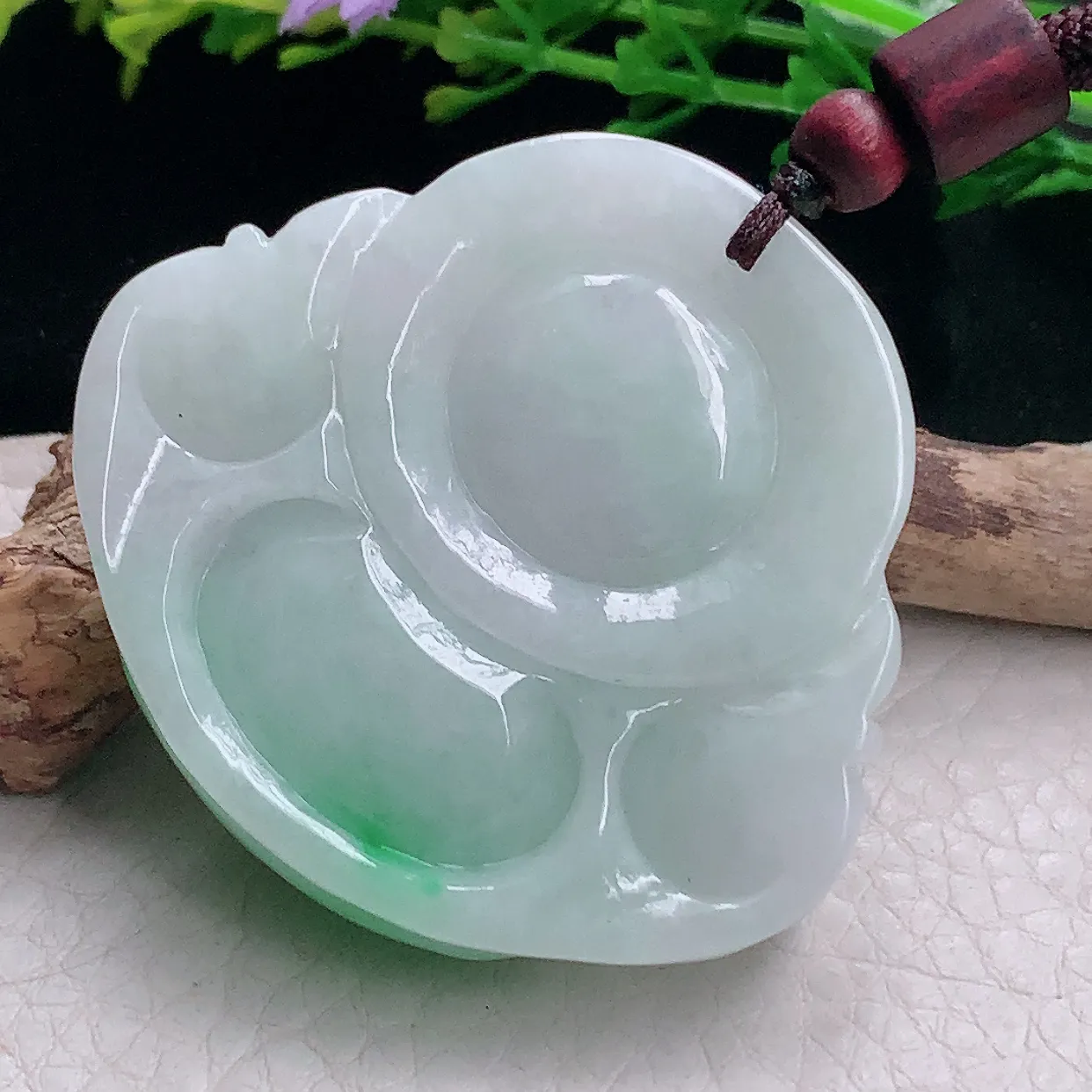 zen自然光43.547.5*12.8缅甸翡翠a货饱满飘绿佛公 弥勒佛玉吊坠 毛衣坠