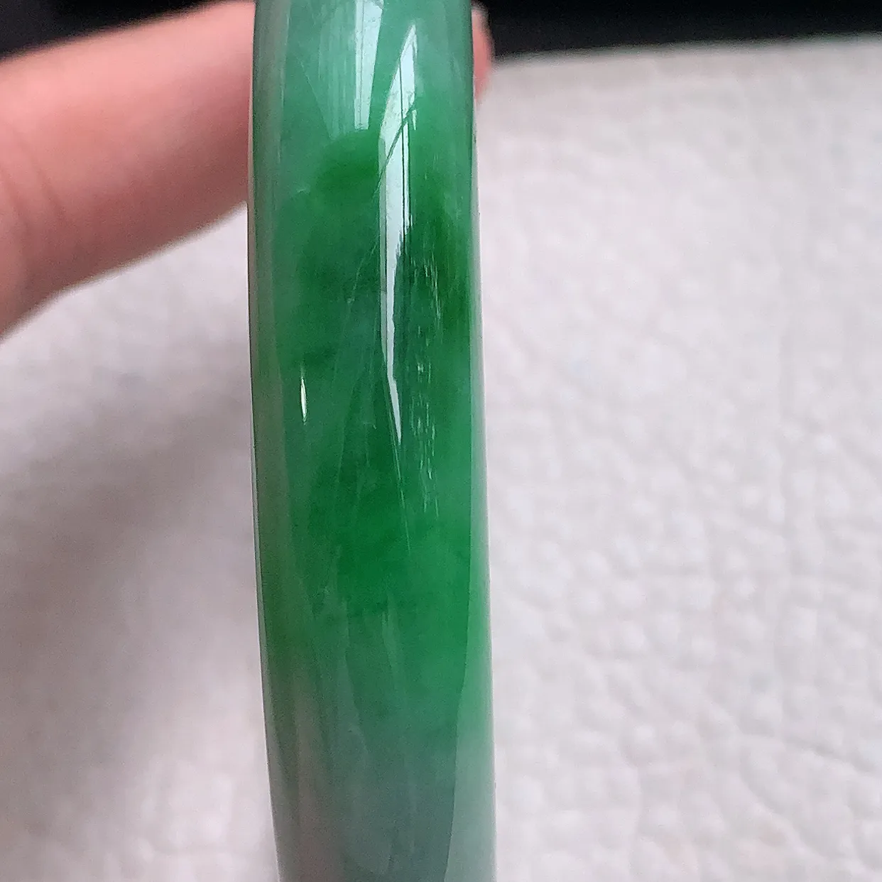 nr大圈口61.5*12.6*8.8平安镯 翡翠a货玉手镯辣绿宽边珠宝玉手环