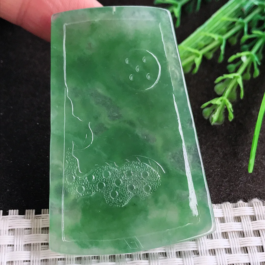 天然A货翡翠61/40.7/5.9老坑冰胶果冻冰晴满绿龙牌吊坠翡翠挂件