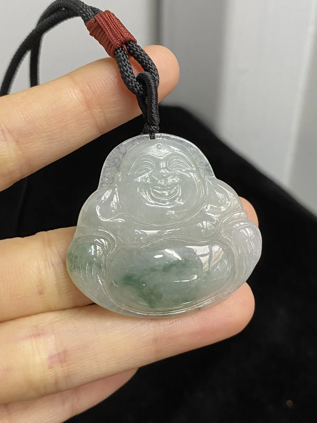 翡翠糯化种飘绿吊坠