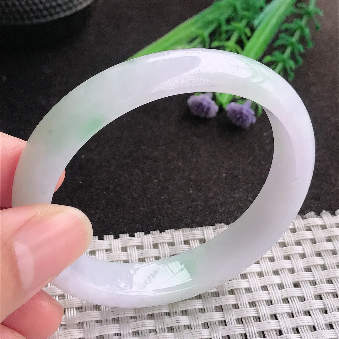 天然A货翡翠55/47.8/12.5/7.8老坑秀气温润飘花贵妃手镯宽边玉镯