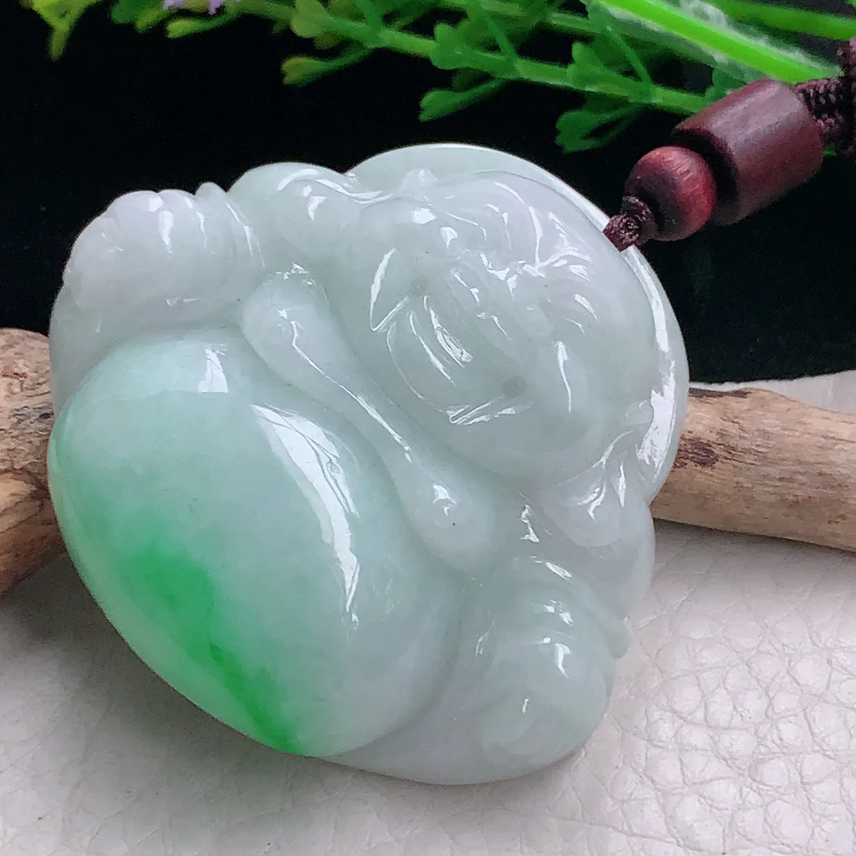 zen自然光43.547.5*12.8缅甸翡翠a货饱满飘绿佛公 弥勒佛玉吊坠 毛衣坠