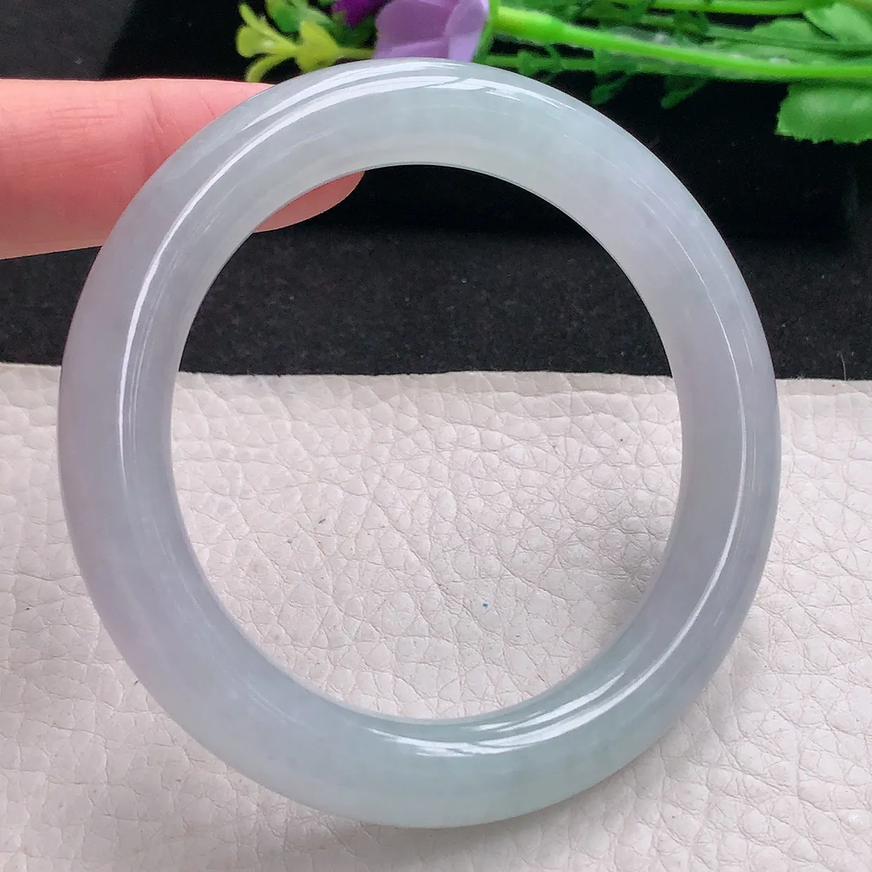 cc自然光56.6*10.5美人镯 翡翠a货玉手镯冰胶纯清爽圆条珠宝玉手环