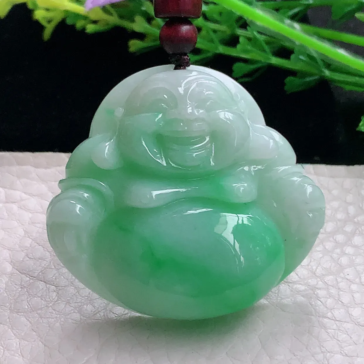 zen自然光41.3*44.8*12.8缅甸翡翠a货饱满飘绿佛公 弥勒佛玉吊坠 毛衣坠